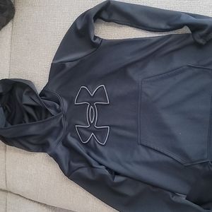 Under Armour Tween Hoodie size M